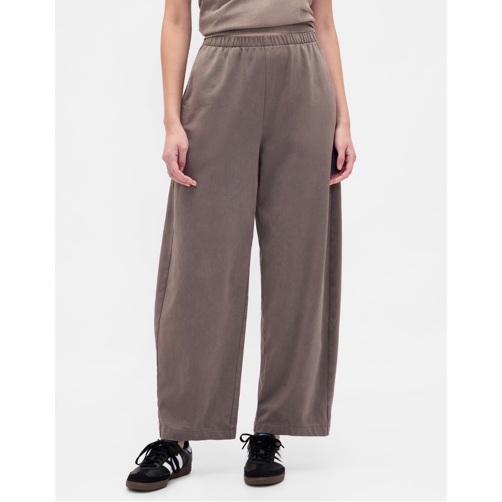 GAP *NWT Heavyweight Cotton Barrel Pants